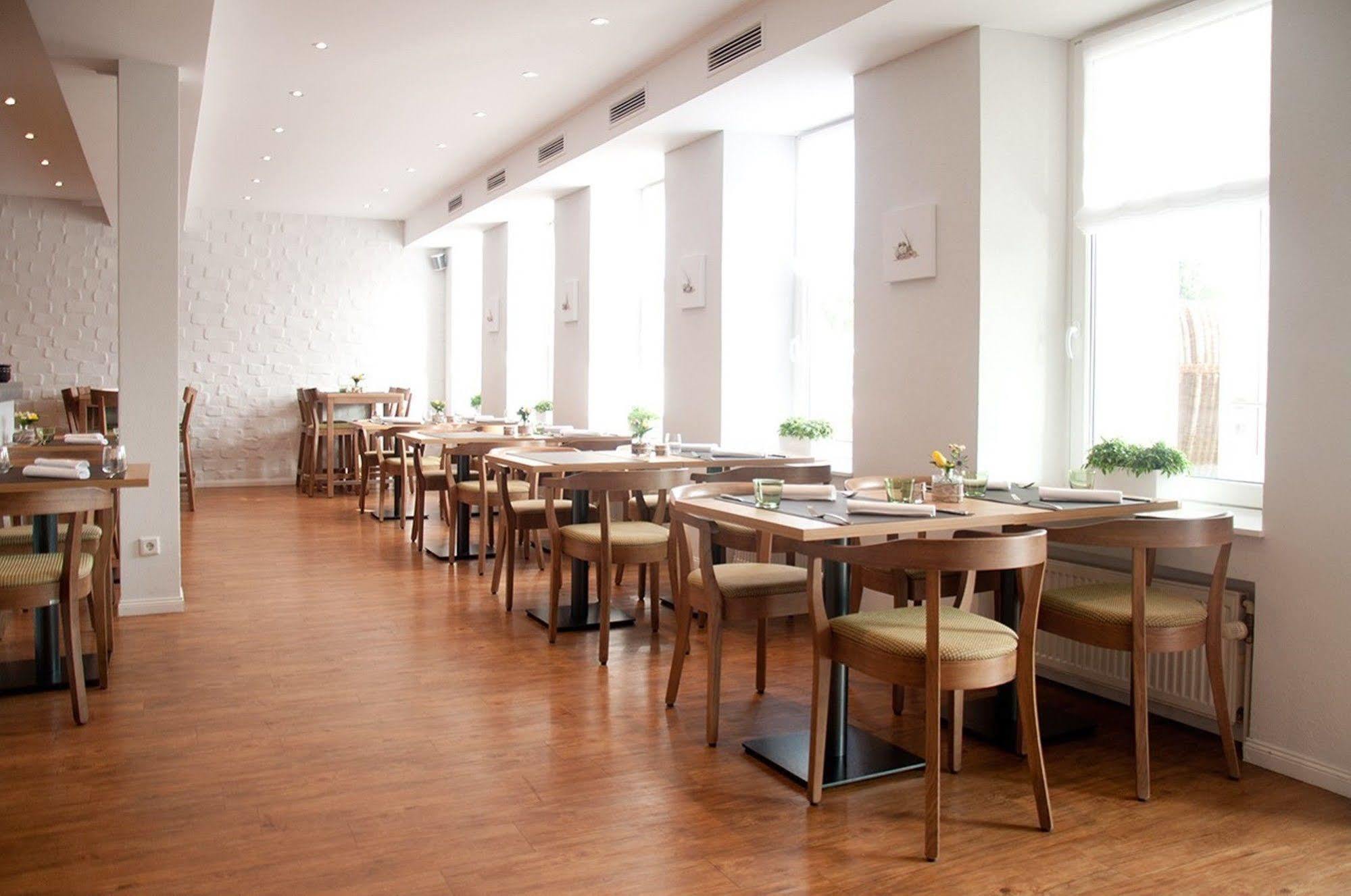 Hotel Angler Hof Süderbrarup Exterior foto