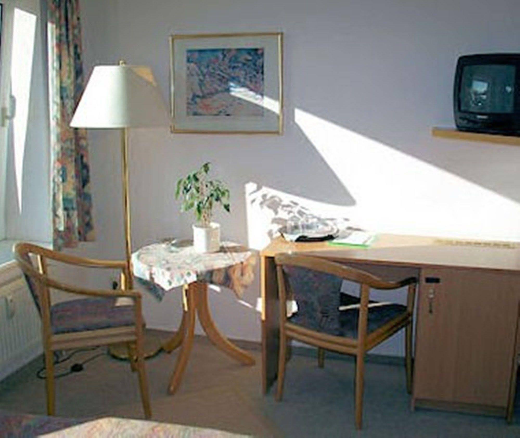 Hotel Angler Hof Süderbrarup Exterior foto